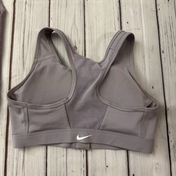 Womens Nike Dri-Fit Medalist Running Long Sleeve Shirt & Sports Bra Lot Small - Picture 4 of 9